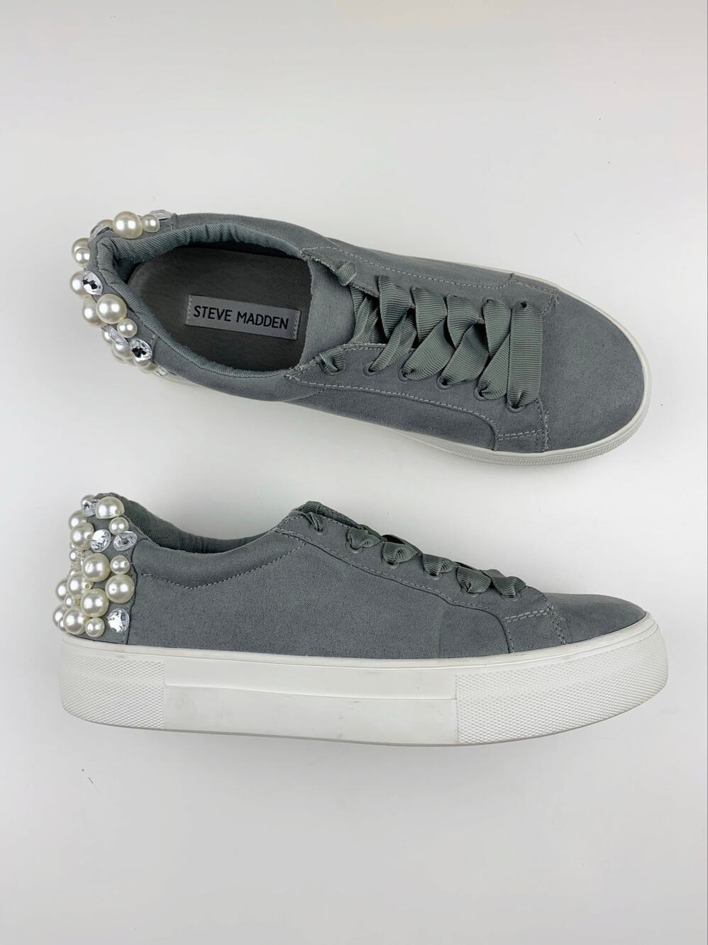 Steve Madden Grit Sneakers Grey Faux Suede Shoes Pearls Rhinestones Women's 8.5